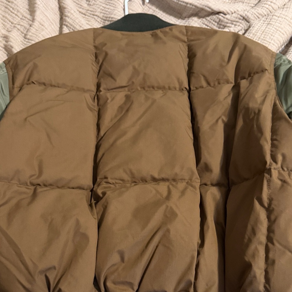 Lacoste Men's Colorblock Puffer Bomber Jacket - Brown/Olive - Picture 8 of 8
